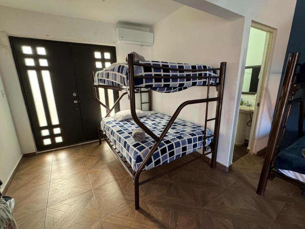 Suites Apodaca Extérieur photo
