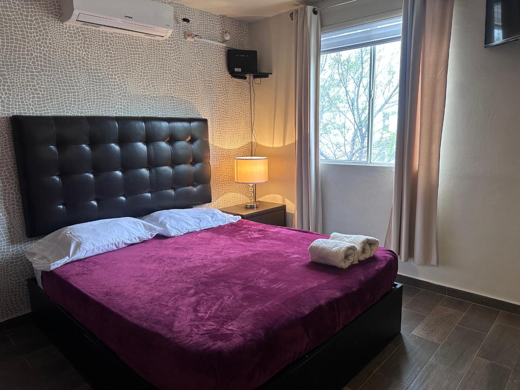 Suites Apodaca Extérieur photo